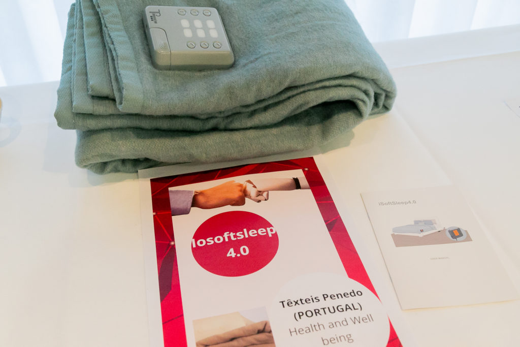 SmartX Winners: iSoftSleep4.0: Smart Heating Blanket 